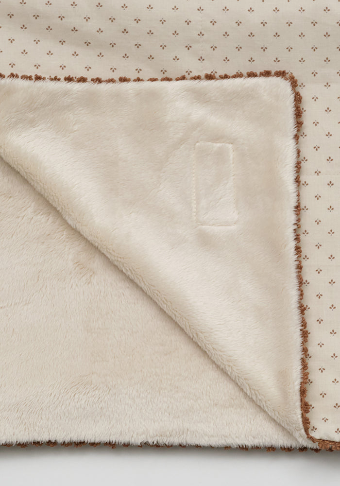 Louisiella Herschel Blanket