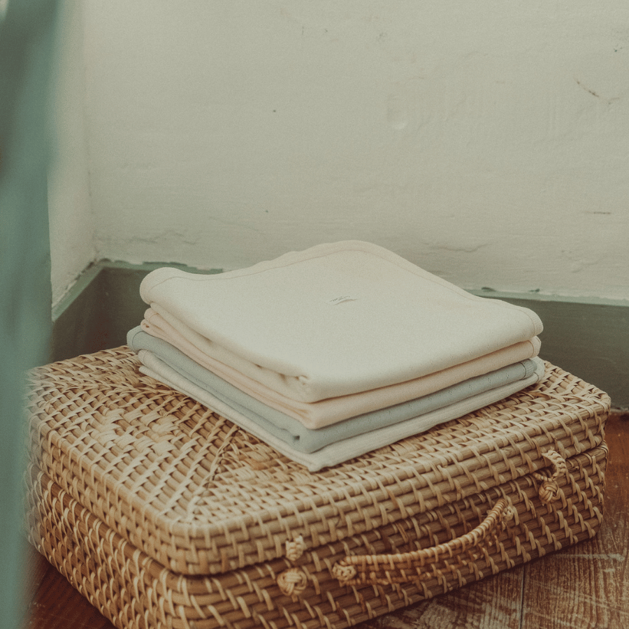 The Pointelle Blanket - Oatmilk