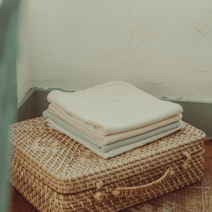 The Pointelle Blanket - Oatmilk