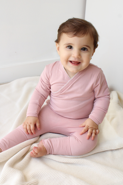 Mauve Scalloped Bamboo Wrap Footie & Bonnet / Footie