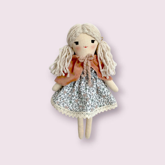 Maridolls Julia doll