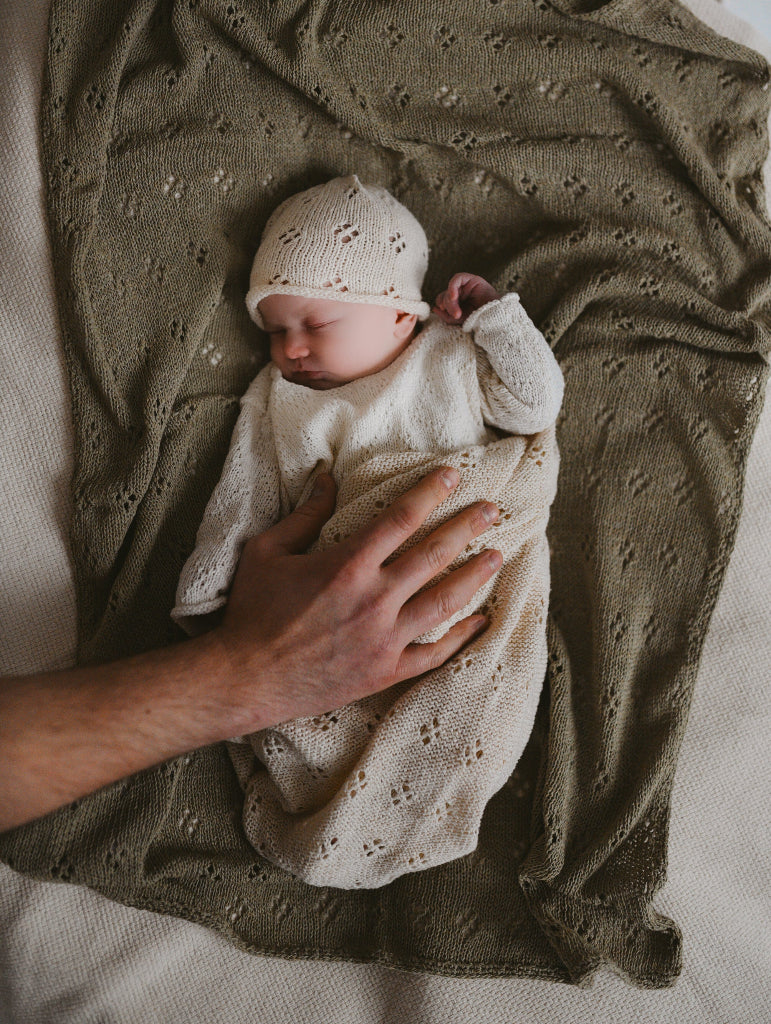 Crochet swaddle set